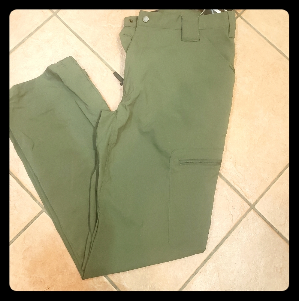 Mens proper cargo